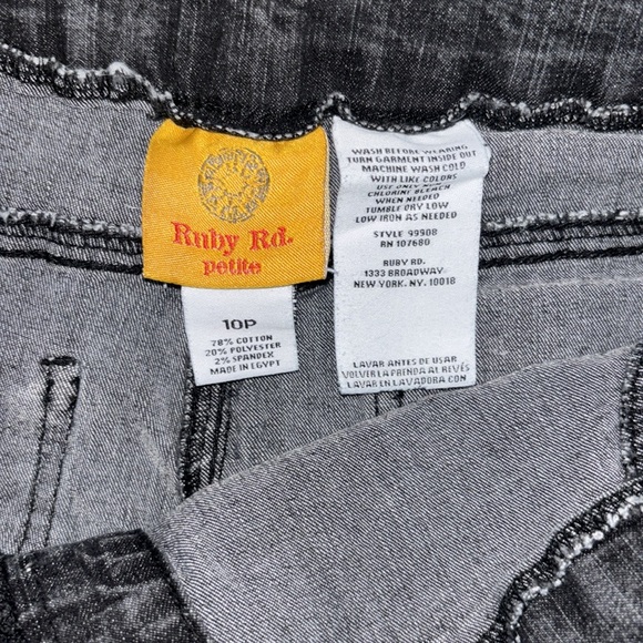Ruby Rd. Dark Gray black pull on Jeans 10P EUC! - Picture 2 of 7